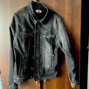 Just about the design it is black and red size Medium in men